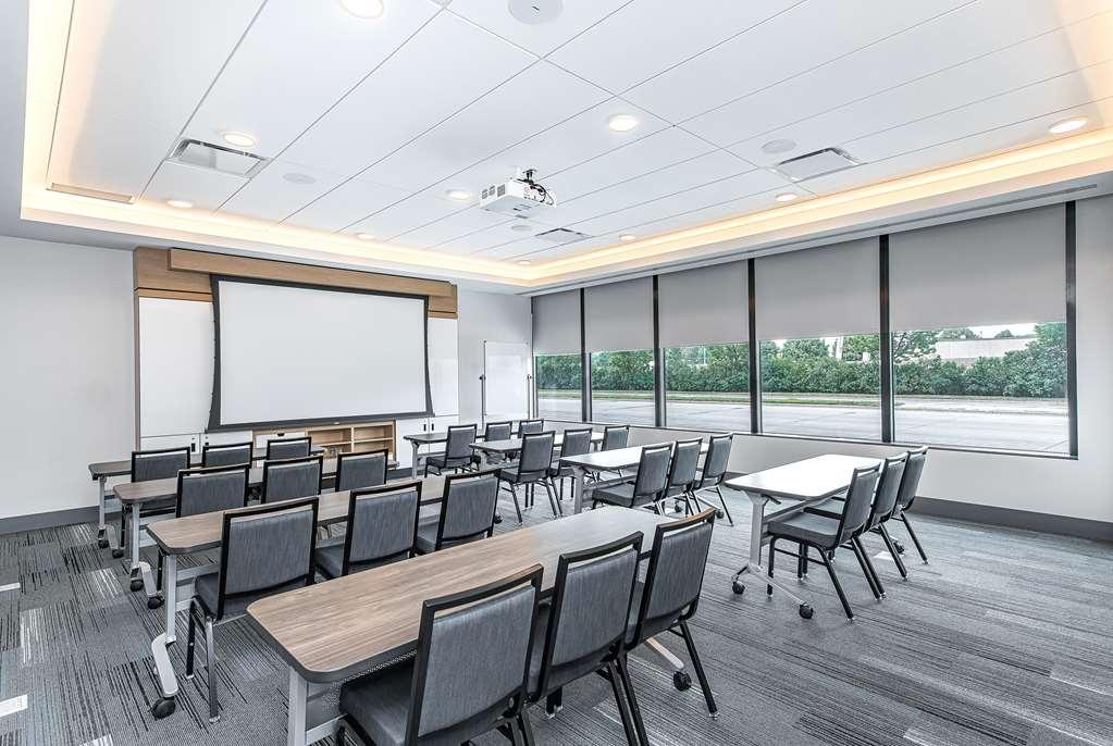 Hyatt House Mayo Clinic Area 3*